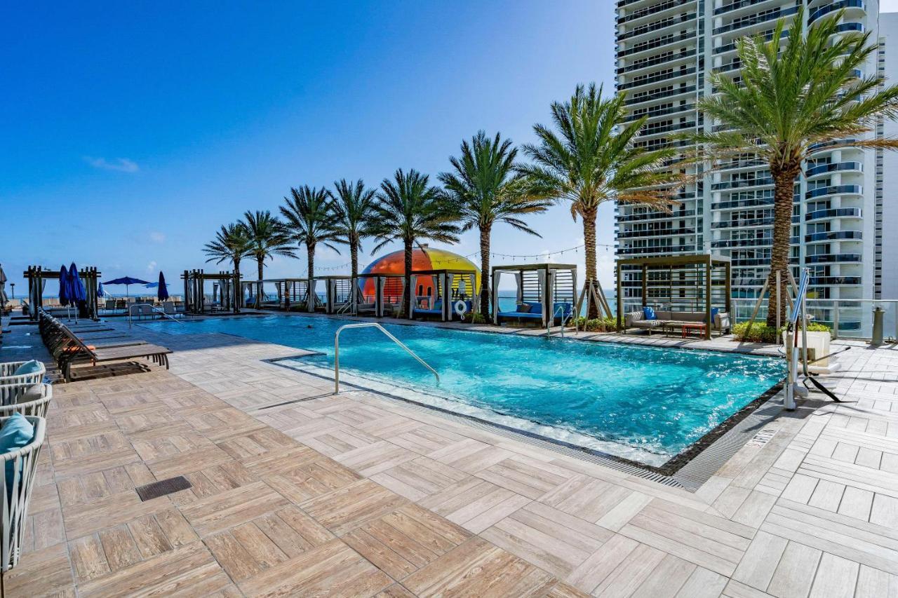Private Ocean Condos At Hyde Beach Resort & Residences ハリウッド エクステリア 写真